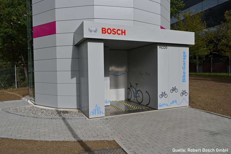 Foto des Einfahrtsbereich des Fahrradparksystems