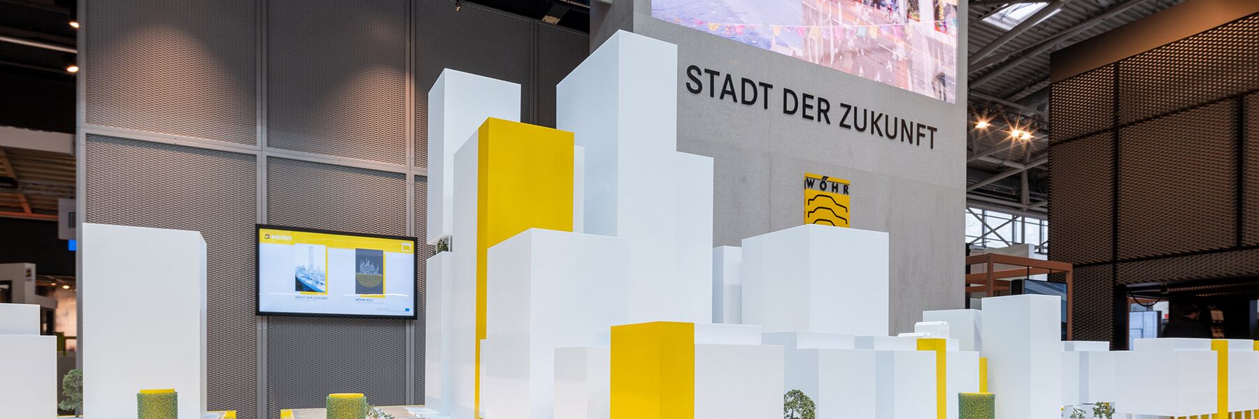 Ausschnitt aus einem Stadtmodell mit hohen Gebäuden und modellierten Parksystemen