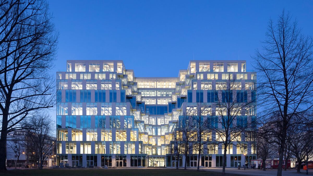 Außenansicht des Bürogebäudes UP! Berlin