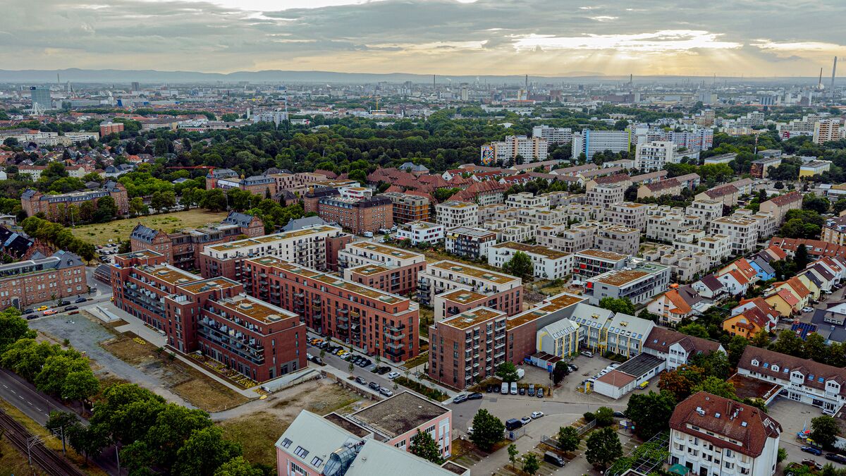 Ansicht aus der Luft auf das gesamte Gelände des Stadtquartier "Turley" in Mannheim